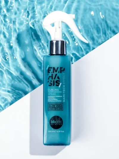Nami-Tech curling performing spray ambientata